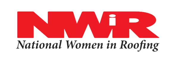 Mujeres nacionales en el sector de los tejados