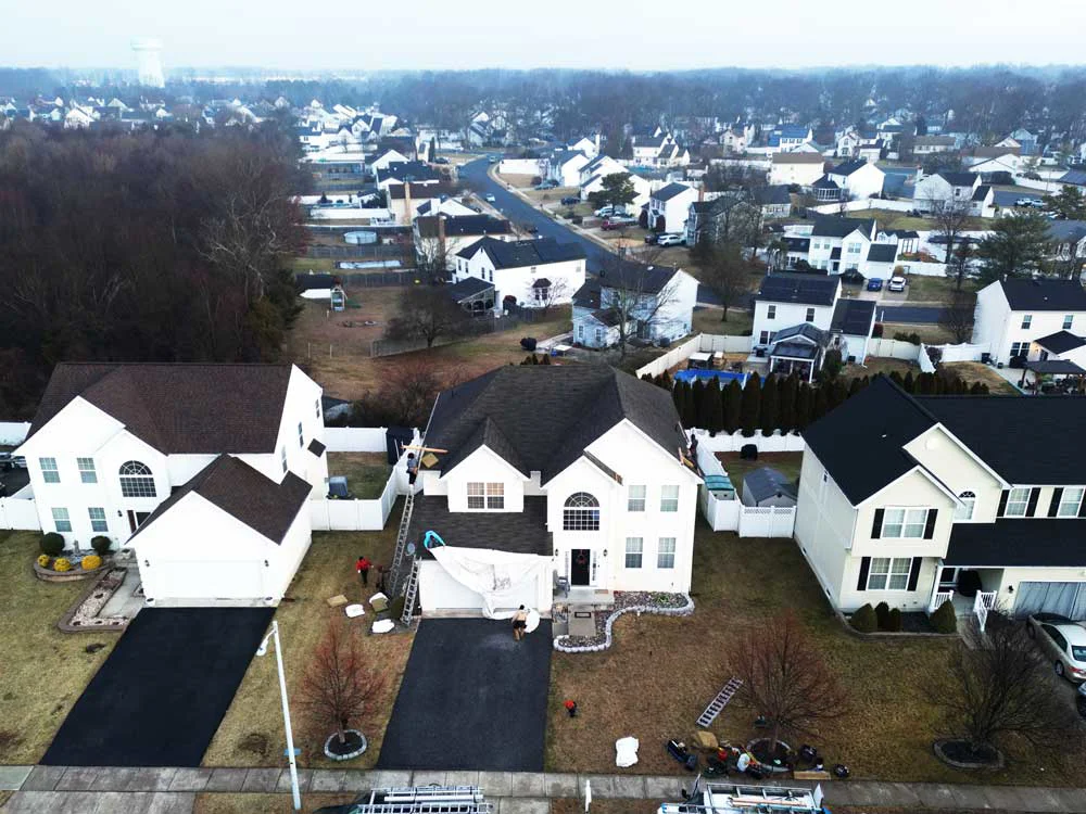 Sistemas de techado y revestimiento que protegen una vivienda de Washington Township, Nueva Jersey, de la humedad y la exposición a la intemperie.