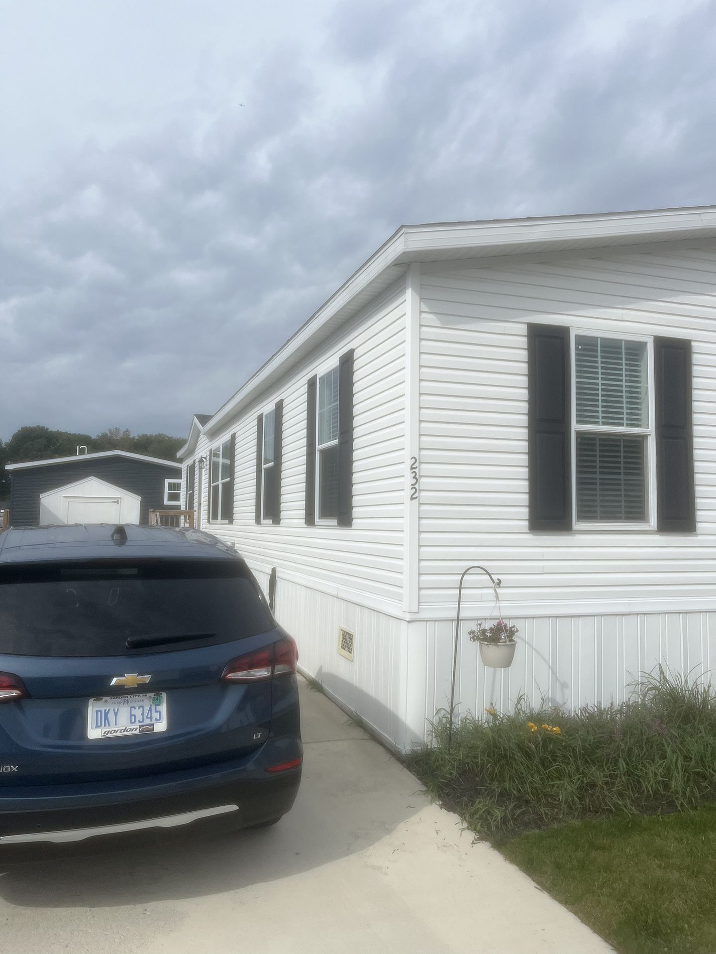 Antes de la instalación del canalón: Canton, MI