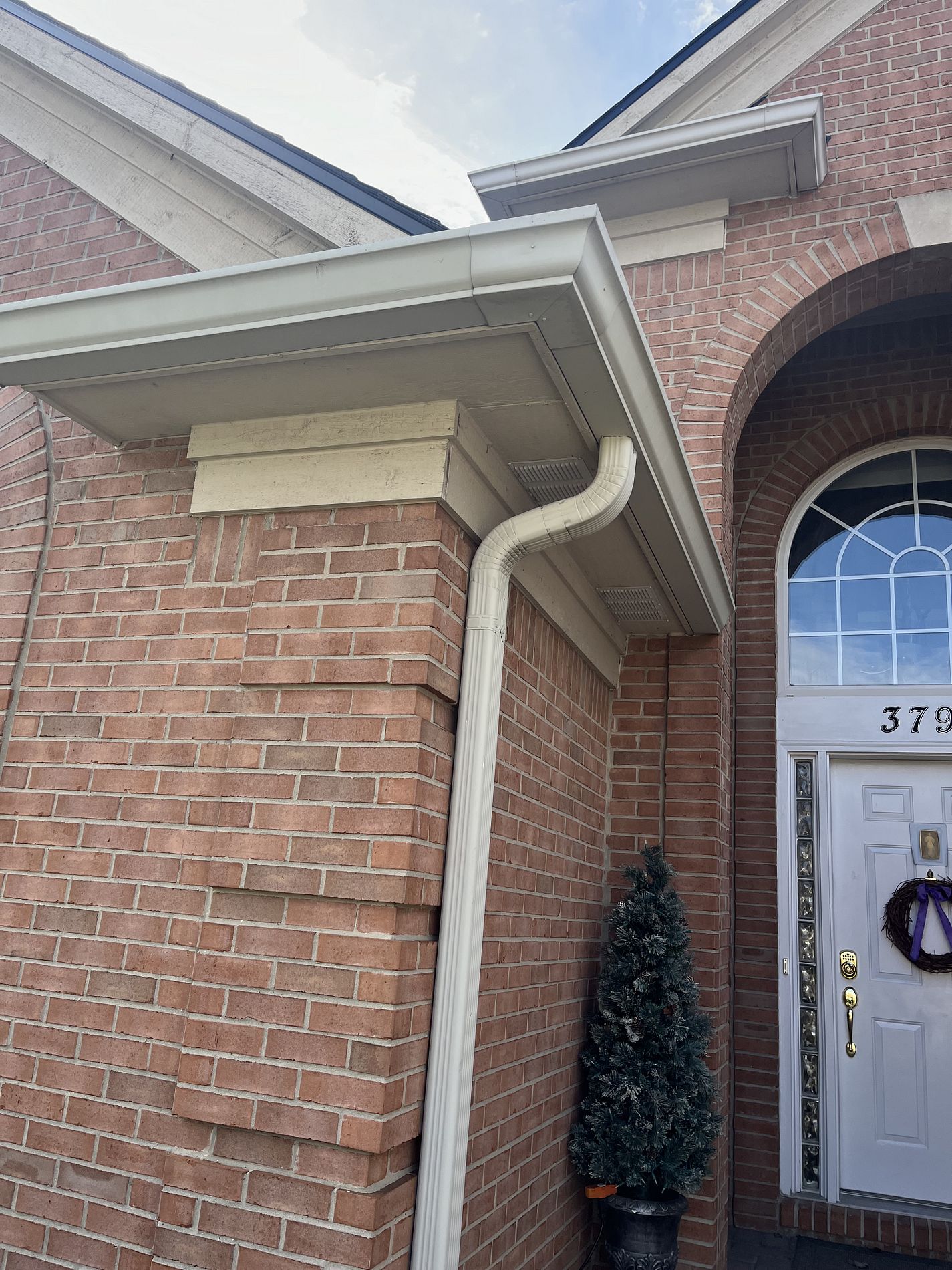 Antes de los canalones: Ypsilanti, MI