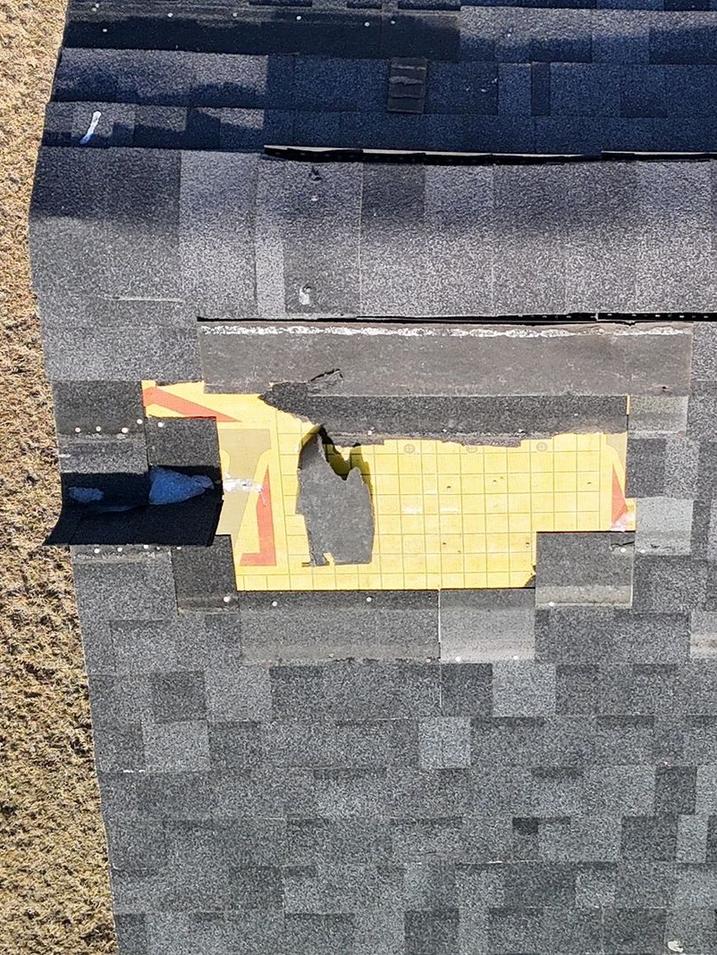 Antes - Reparación del tejado: Northville, MI