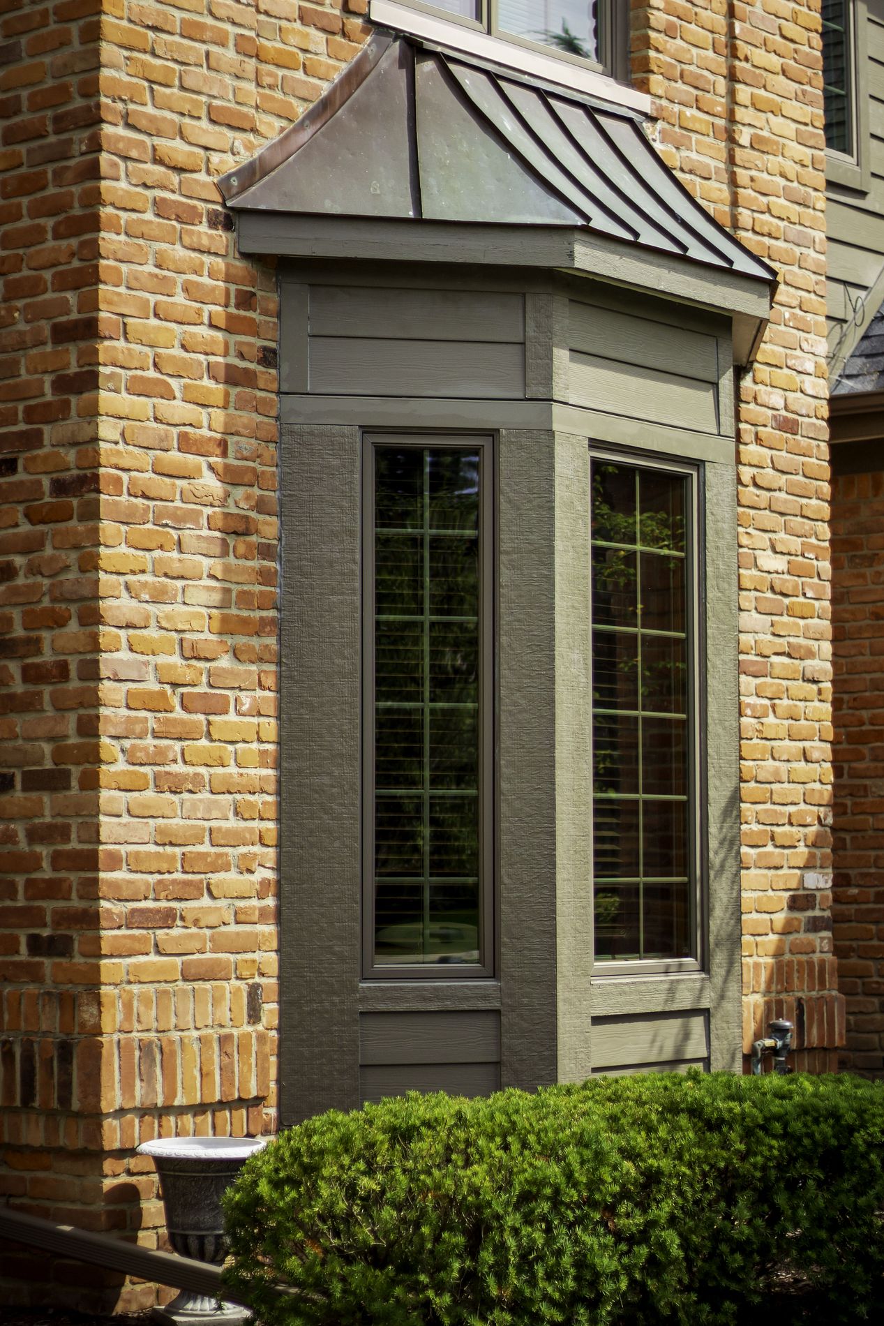 Instalación de revestimiento James Hardie: Plymouth, MI