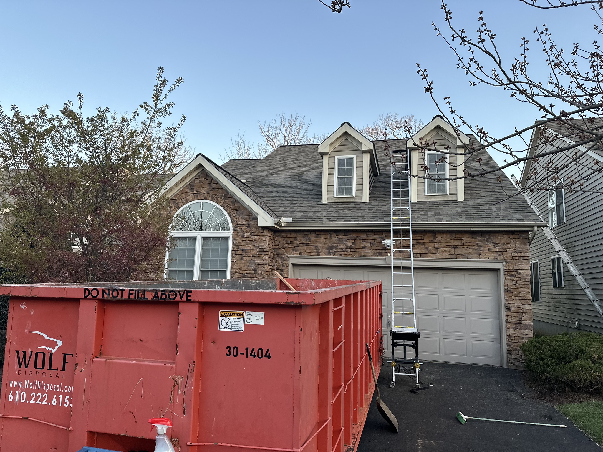 Tejado de tejas arquitectónicas Owens Corning Duration en Driftwood