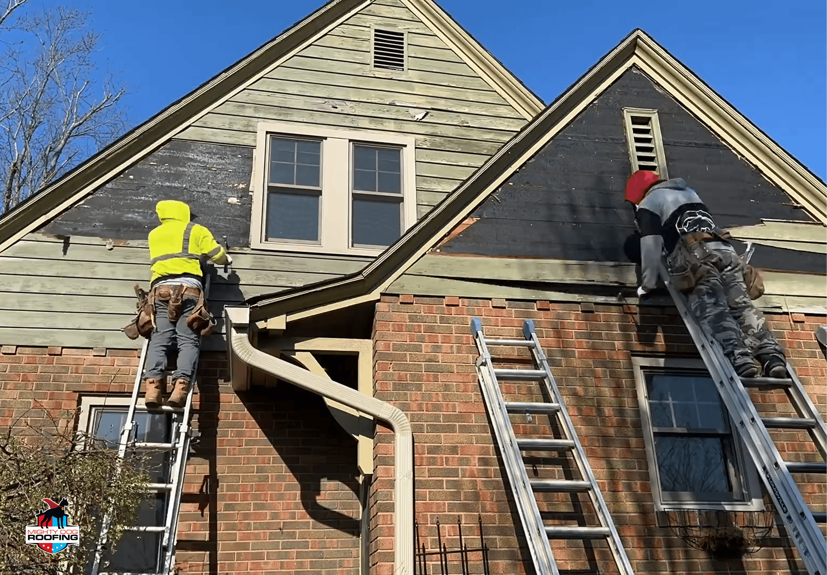 Contratista de revestimientos con licencia para la instalación de revestimientos aislantes